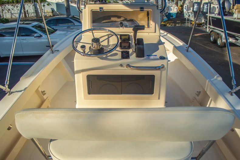 Thumbnail 17 for Used 2008 PARKER 1801 Center Console boat for sale in West Palm Beach, FL