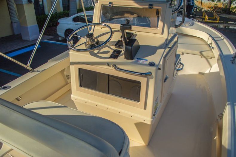 Thumbnail 18 for Used 2008 PARKER 1801 Center Console boat for sale in West Palm Beach, FL
