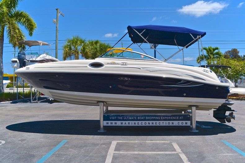 Thumbnail 5 for Used 2006 Sea Ray 240 Sundeck boat for sale in West Palm Beach, FL