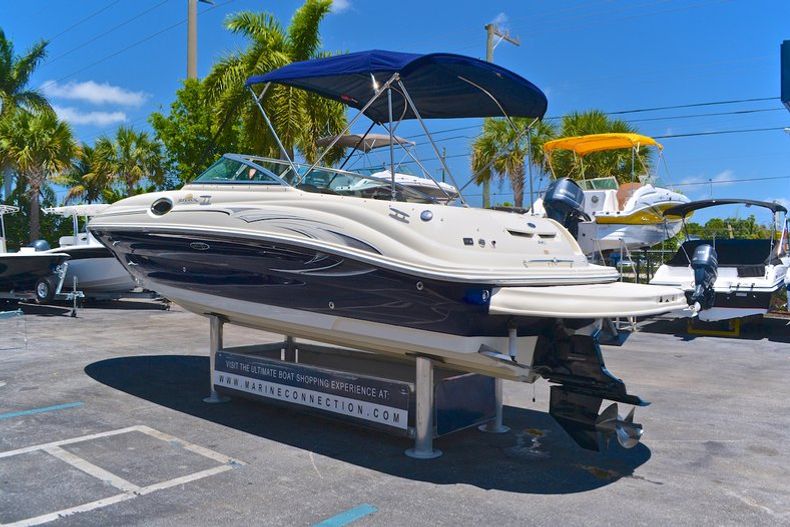 Thumbnail 6 for Used 2006 Sea Ray 240 Sundeck boat for sale in West Palm Beach, FL