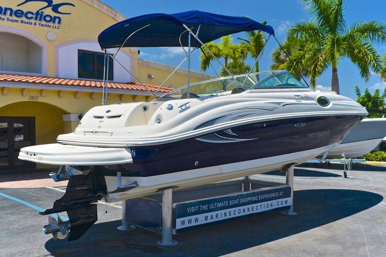 Thumbnail 8 for Used 2006 Sea Ray 240 Sundeck boat for sale in West Palm Beach, FL