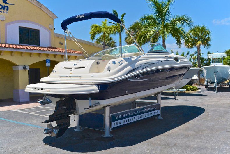 Thumbnail 16 for Used 2006 Sea Ray 240 Sundeck boat for sale in West Palm Beach, FL