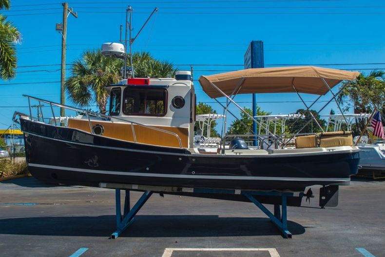 Thumbnail 6 for Used 2010 Ranger Tug R21 EC boat for sale in West Palm Beach, FL