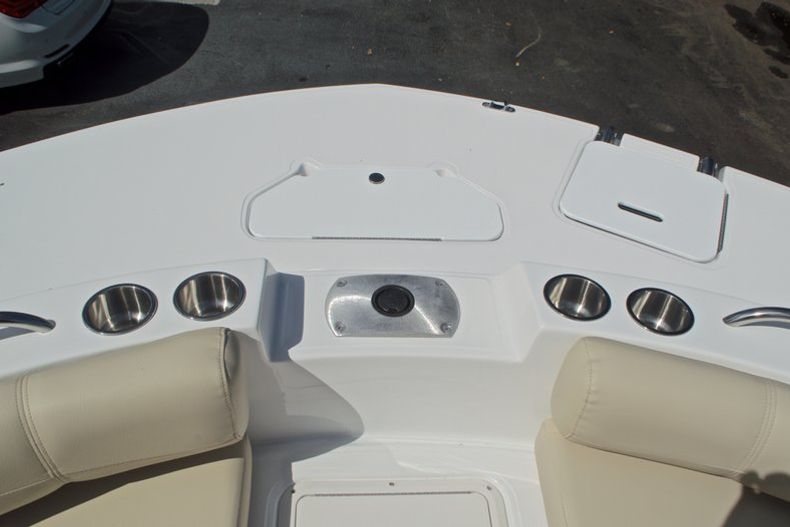 Thumbnail 40 for New 2017 Hurricane SunDeck SD 187 OB boat for sale in West Palm Beach, FL