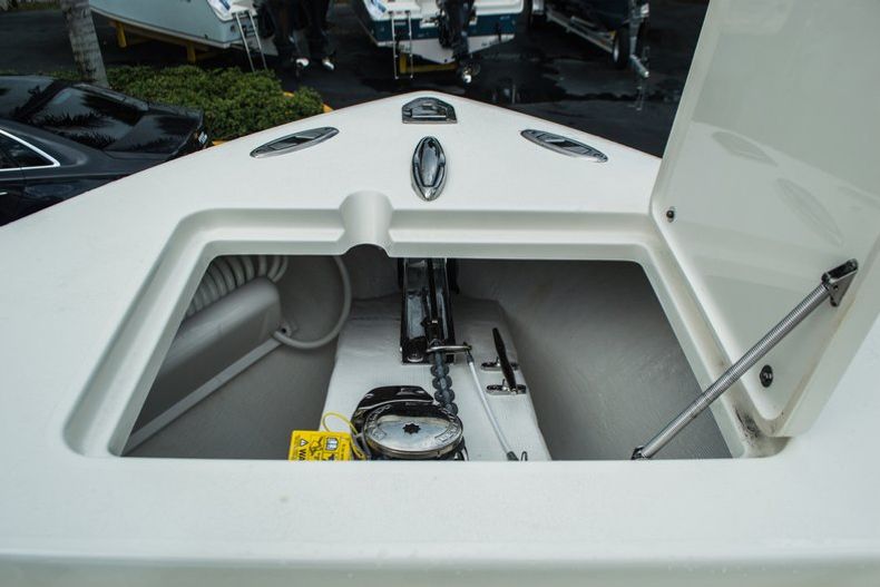 Thumbnail 17 for New 2016 Cobia 277 Center Console boat for sale in West Palm Beach, FL
