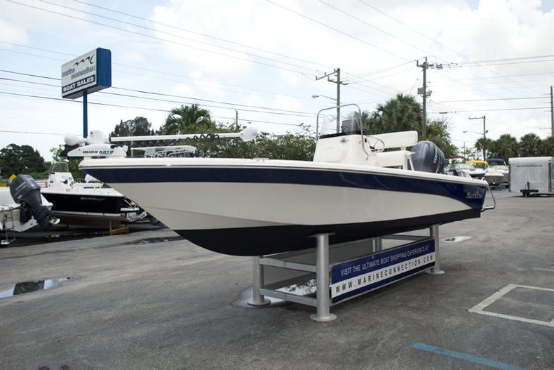 Thumbnail 3 for Used 2010 NauticStar NauticBay 2110 Bay Boat boat for sale in West Palm Beach, FL