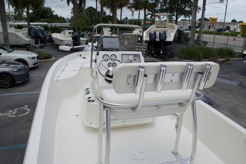 Thumbnail 14 for Used 2010 NauticStar NauticBay 2110 Bay Boat boat for sale in West Palm Beach, FL