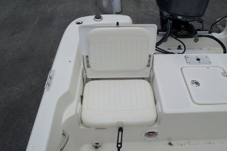 Thumbnail 22 for Used 2010 NauticStar NauticBay 2110 Bay Boat boat for sale in West Palm Beach, FL