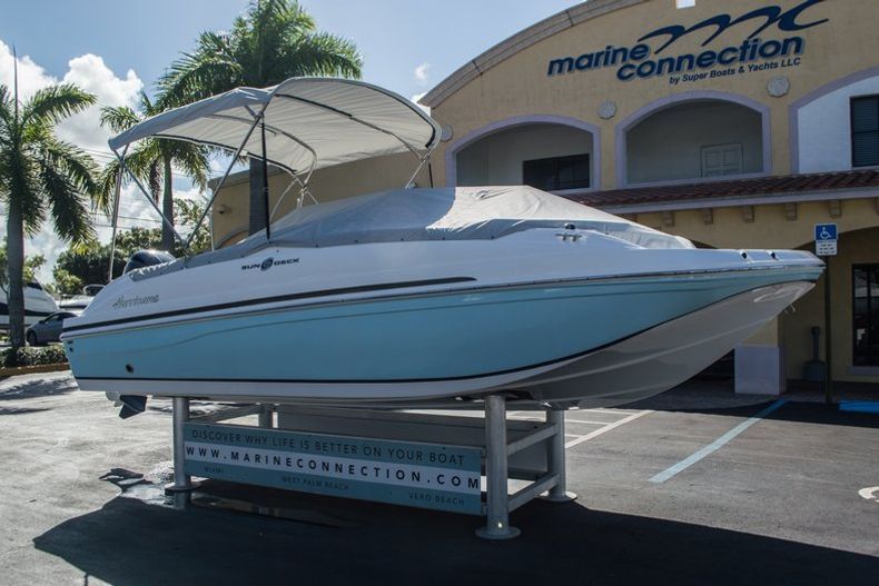 Thumbnail 9 for New 2016 Hurricane SunDeck Sport SS 188 OB boat for sale in Vero Beach, FL