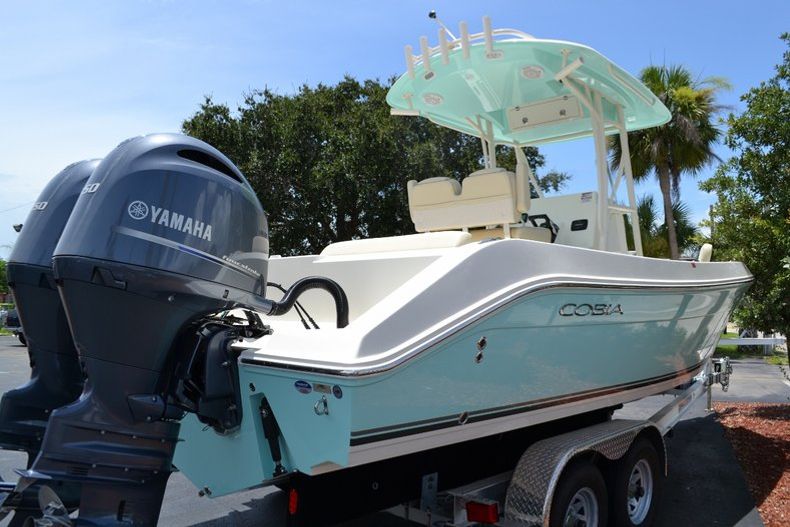 Thumbnail 3 for New 2015 Cobia 256 Center Console boat for sale in Vero Beach, FL