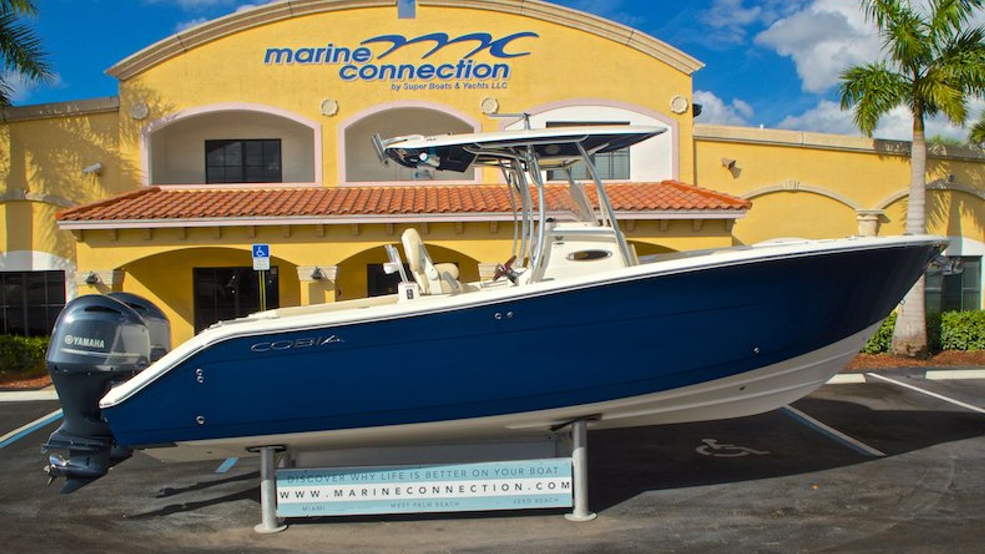 New 2016 Cobia 277 Center Console #W049 image 1