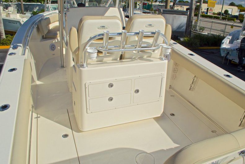 Thumbnail 9 for New 2016 Cobia 277 Center Console boat for sale in West Palm Beach, FL