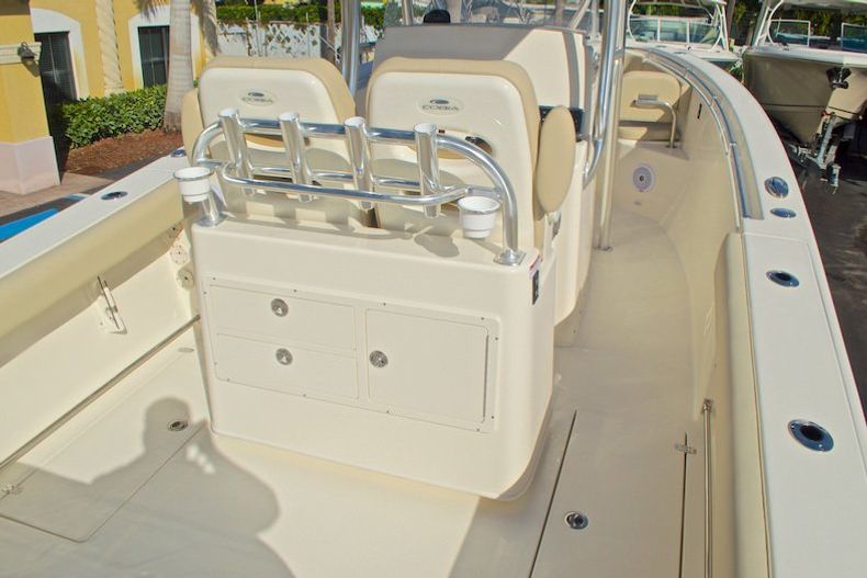 Thumbnail 11 for New 2016 Cobia 277 Center Console boat for sale in West Palm Beach, FL