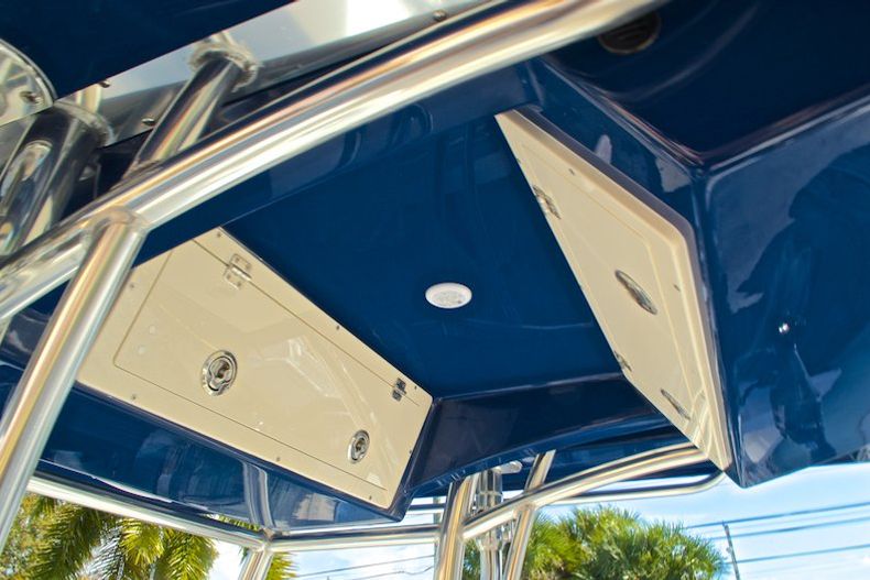 Thumbnail 24 for New 2016 Cobia 277 Center Console boat for sale in West Palm Beach, FL