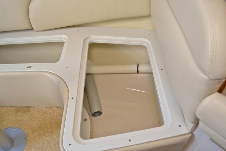 Thumbnail 110 for Used 2004 Four Winns 298 Vista Cruiser boat for sale in West Palm Beach, FL