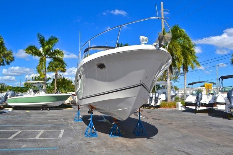 Thumbnail 6 for Used 2004 Four Winns 298 Vista Cruiser boat for sale in West Palm Beach, FL