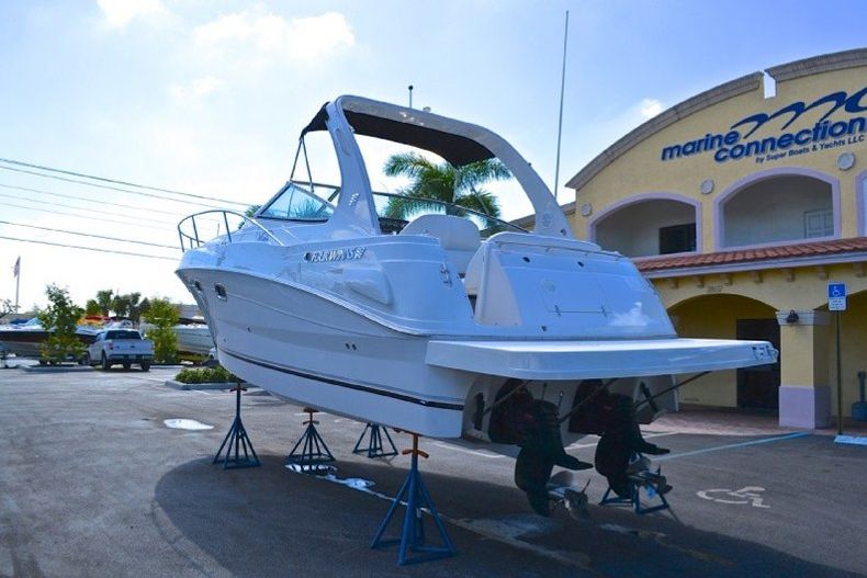 Thumbnail 11 for Used 2004 Four Winns 298 Vista Cruiser boat for sale in West Palm Beach, FL