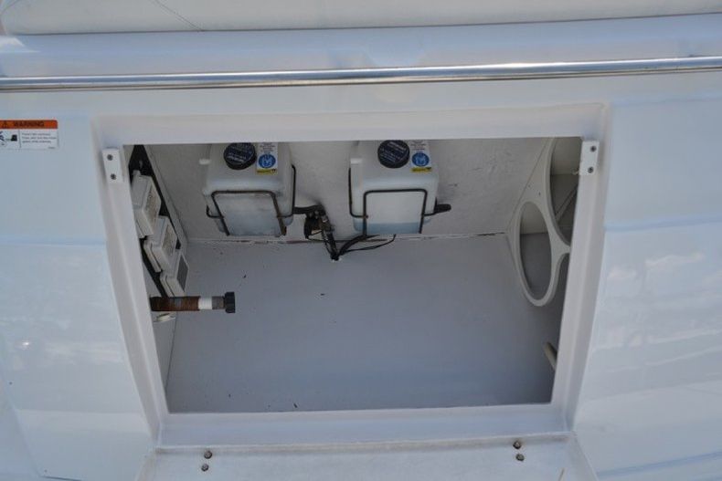 Thumbnail 27 for Used 2004 Four Winns 298 Vista Cruiser boat for sale in West Palm Beach, FL