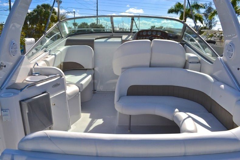 Thumbnail 32 for Used 2004 Four Winns 298 Vista Cruiser boat for sale in West Palm Beach, FL