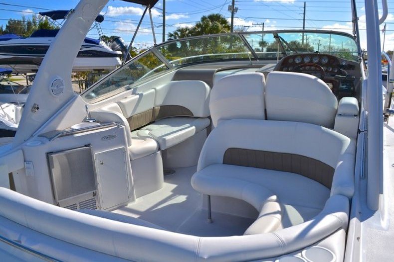 Thumbnail 34 for Used 2004 Four Winns 298 Vista Cruiser boat for sale in West Palm Beach, FL