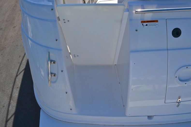 Thumbnail 35 for Used 2004 Four Winns 298 Vista Cruiser boat for sale in West Palm Beach, FL