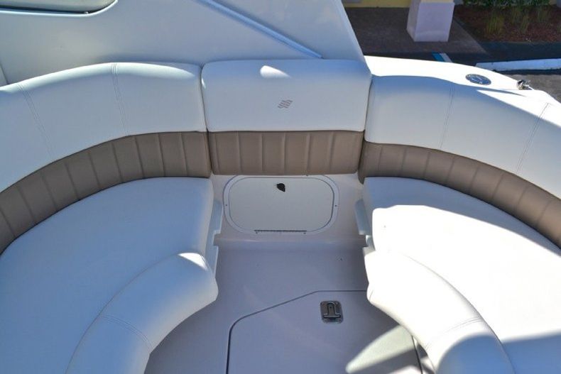 Thumbnail 38 for Used 2004 Four Winns 298 Vista Cruiser boat for sale in West Palm Beach, FL