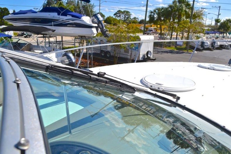 Thumbnail 79 for Used 2004 Four Winns 298 Vista Cruiser boat for sale in West Palm Beach, FL