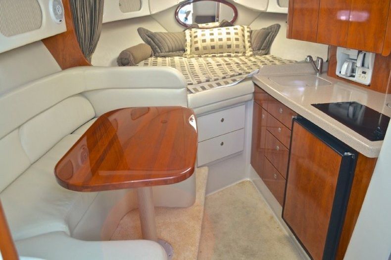 Thumbnail 87 for Used 2004 Four Winns 298 Vista Cruiser boat for sale in West Palm Beach, FL