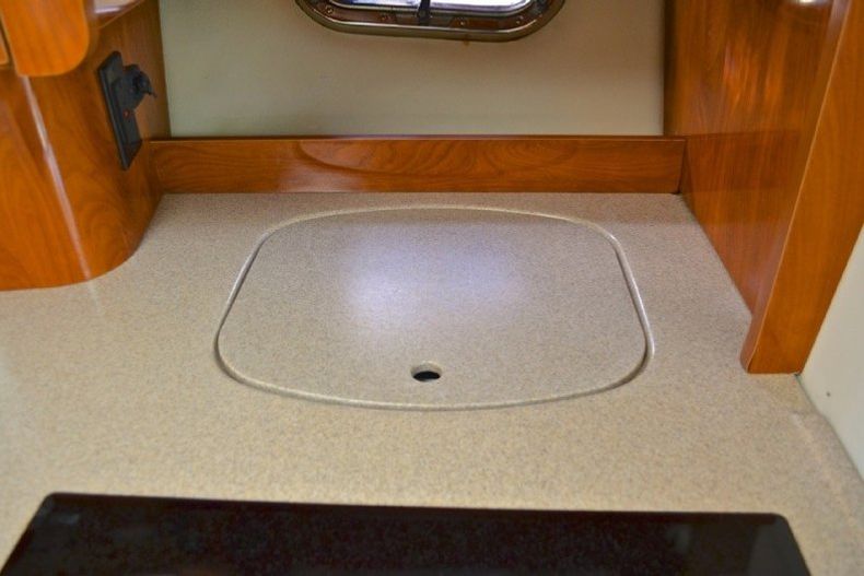 Thumbnail 96 for Used 2004 Four Winns 298 Vista Cruiser boat for sale in West Palm Beach, FL