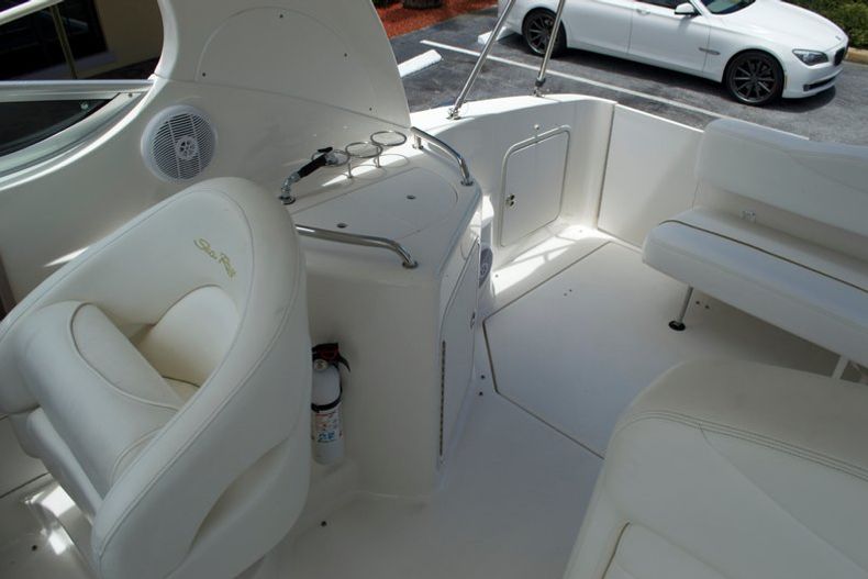 Thumbnail 27 for Used 2003 Sea Ray 280 Sundancer boat for sale in West Palm Beach, FL