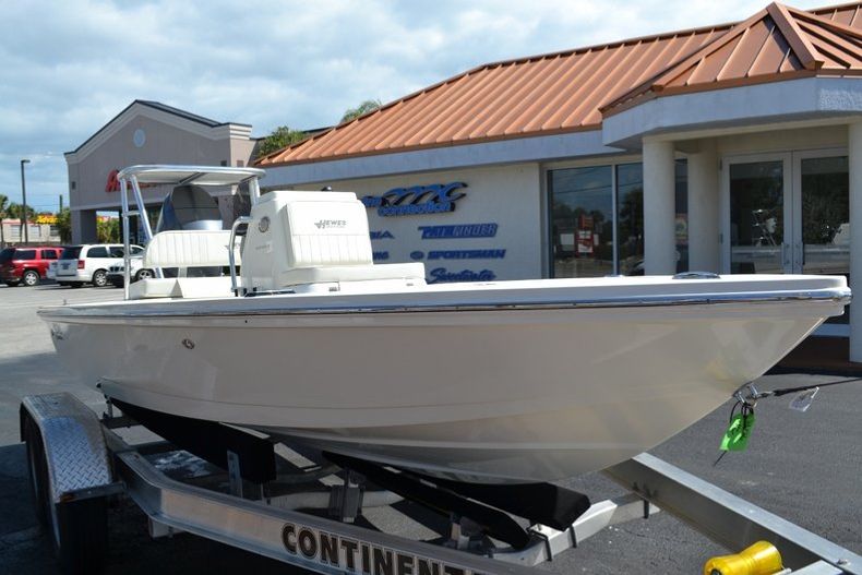 Thumbnail 8 for New 2016 Hewes 16 Redfisher boat for sale in Vero Beach, FL