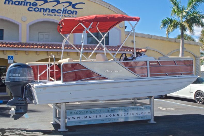 Thumbnail 8 for New 2016 Hurricane Fundeck FD 196 OB boat for sale in Vero Beach, FL