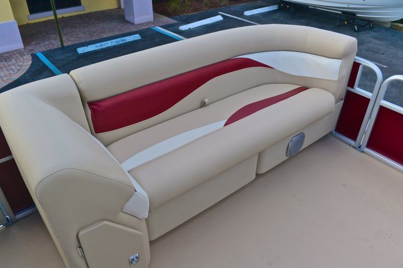 Thumbnail 62 for New 2013 Sweetwater 2286 Cruise 3 Gate boat for sale in West Palm Beach, FL