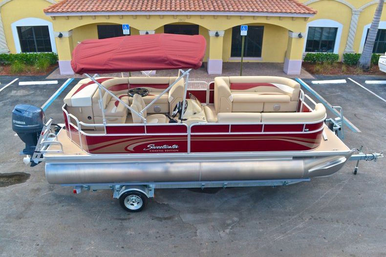 Thumbnail 72 for New 2013 Sweetwater 2286 Cruise 3 Gate boat for sale in West Palm Beach, FL