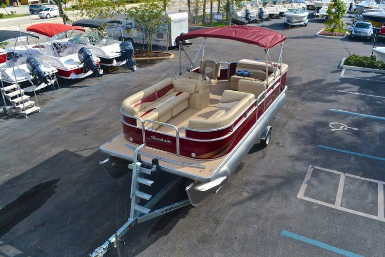Thumbnail 75 for New 2013 Sweetwater 2286 Cruise 3 Gate boat for sale in West Palm Beach, FL