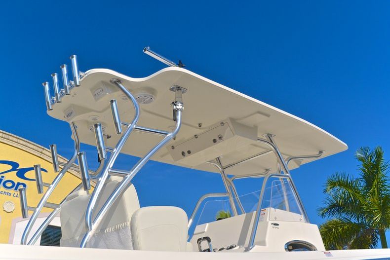 Thumbnail 9 for New 2013 Cobia 296 Center Console boat for sale in West Palm Beach, FL