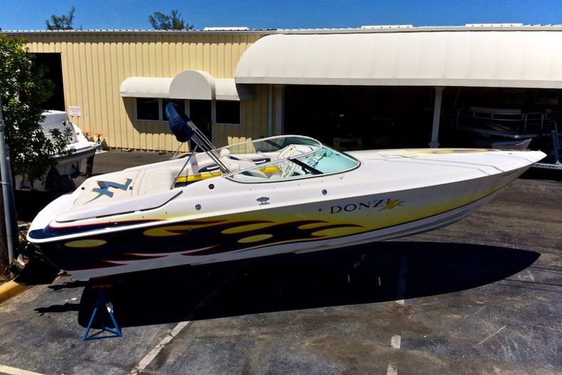 Thumbnail 48 for Used 2004 Donzi 28 ZX boat for sale in West Palm Beach, FL