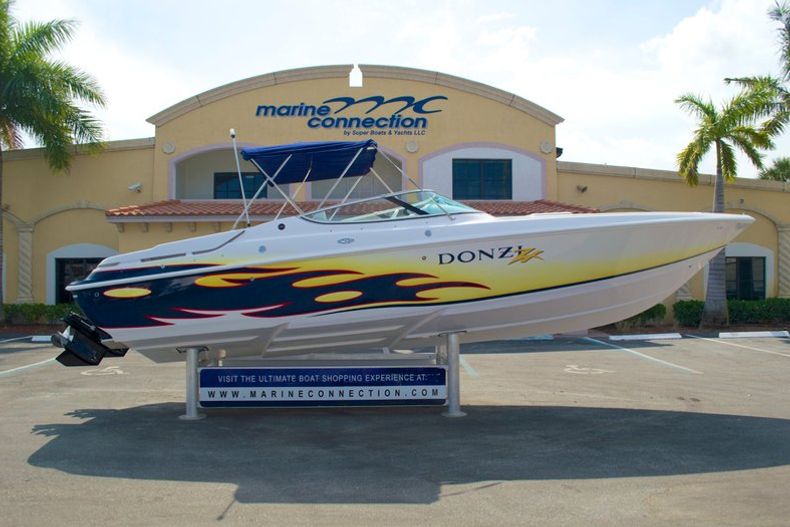 Used 2004 Donzi 28 ZX boat for sale in West Palm Beach, FL