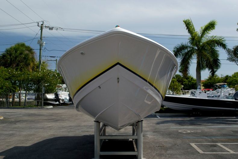 Thumbnail 4 for Used 2004 Donzi 28 ZX boat for sale in West Palm Beach, FL