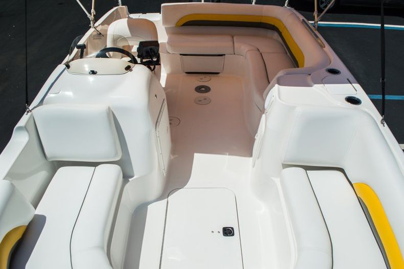 Thumbnail 14 for Used 2012 Hurricane SunDeck Sport SS 188 OB boat for sale in West Palm Beach, FL