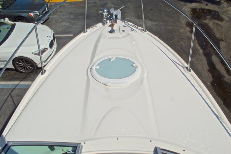 Thumbnail 39 for Used 2007 Maxum 2400 SE boat for sale in West Palm Beach, FL