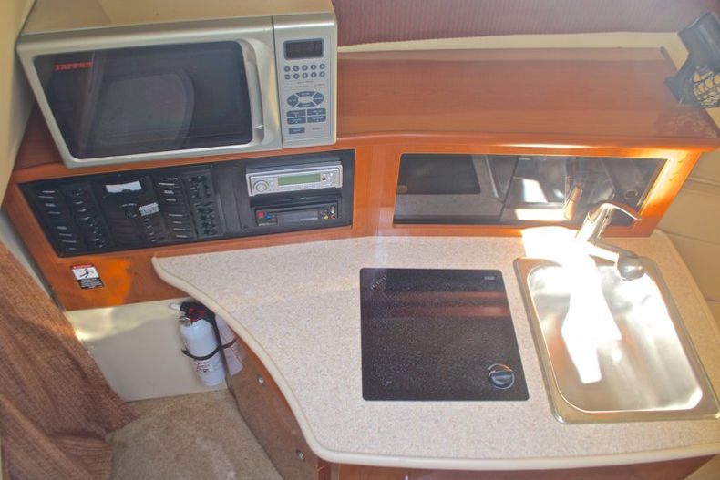 Thumbnail 44 for Used 2007 Maxum 2400 SE boat for sale in West Palm Beach, FL