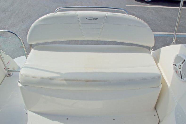 Thumbnail 16 for Used 2007 Maxum 2400 SE boat for sale in West Palm Beach, FL