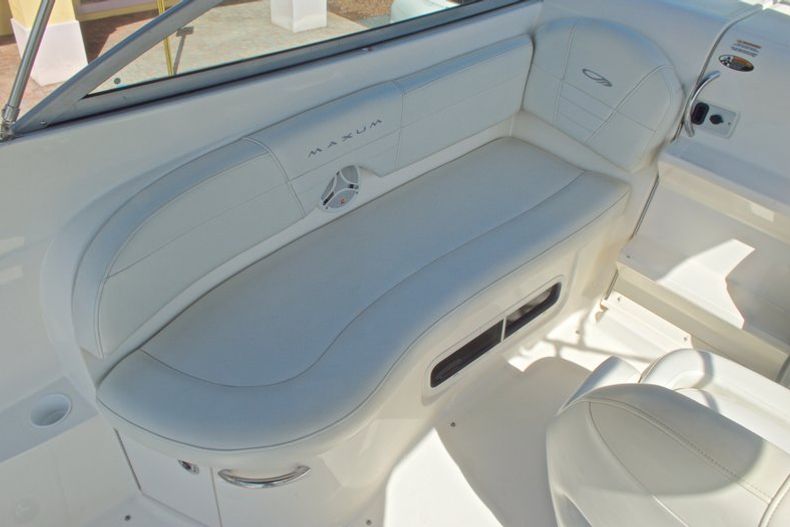 Thumbnail 21 for Used 2007 Maxum 2400 SE boat for sale in West Palm Beach, FL