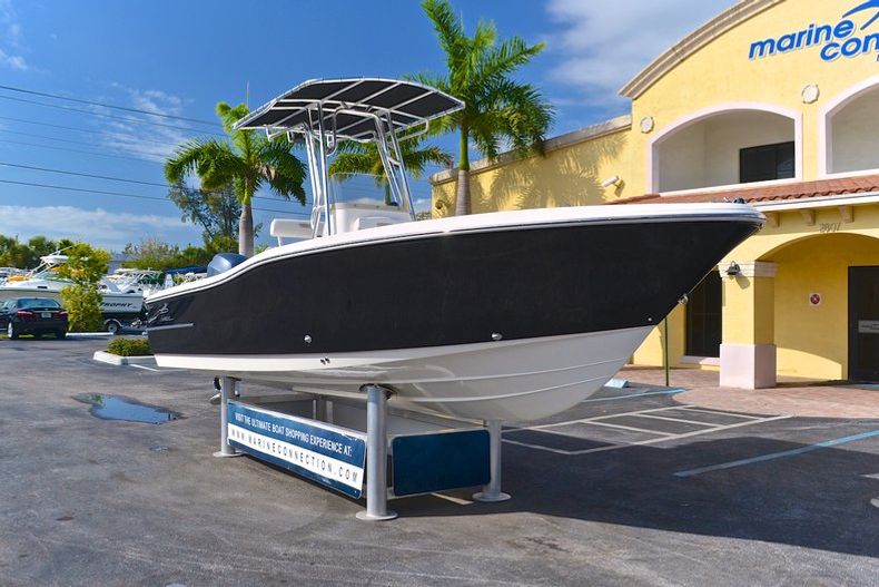 Thumbnail 1 for New 2013 Pioneer 220 Bay Sport boat for sale in West Palm Beach, FL