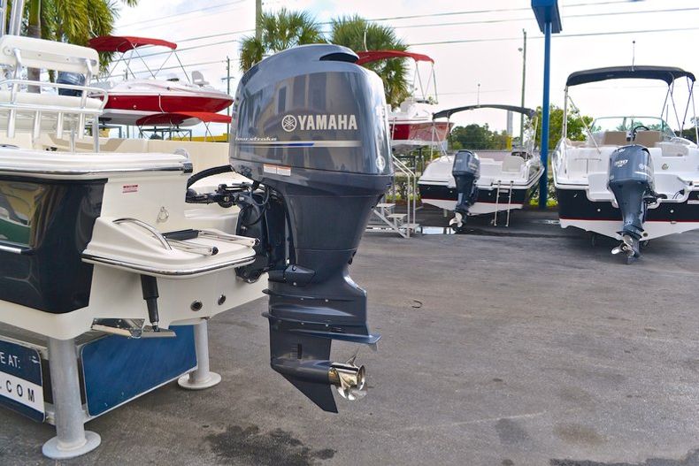 Thumbnail 13 for New 2013 Pioneer 220 Bay Sport boat for sale in West Palm Beach, FL