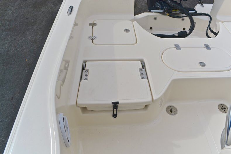 Thumbnail 36 for New 2013 Pioneer 220 Bay Sport boat for sale in West Palm Beach, FL