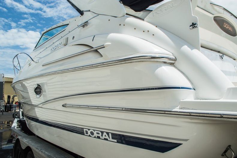 Thumbnail 1 for Used 2003 Doral 250 SE boat for sale in West Palm Beach, FL