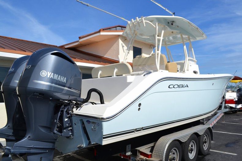 Thumbnail 8 for New 2015 Cobia 296 Center Console boat for sale in Vero Beach, FL