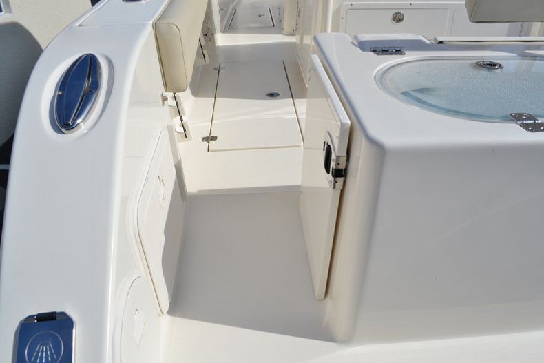 Thumbnail 13 for New 2015 Cobia 296 Center Console boat for sale in Vero Beach, FL